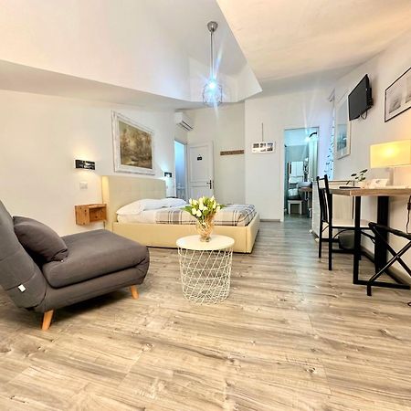 Il Borghetto Guest House チビタベッキア エクステリア 写真